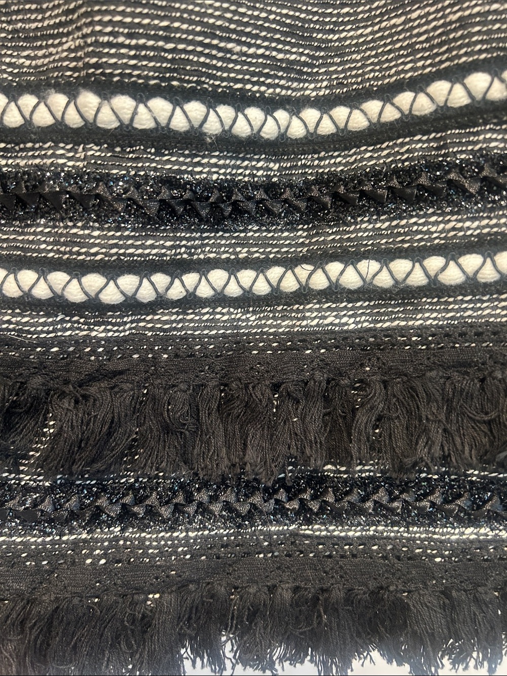 H&M Black and White Textured tweed fringe shimmer Mini Skirt women’s 6 small - Picture 2 of 5